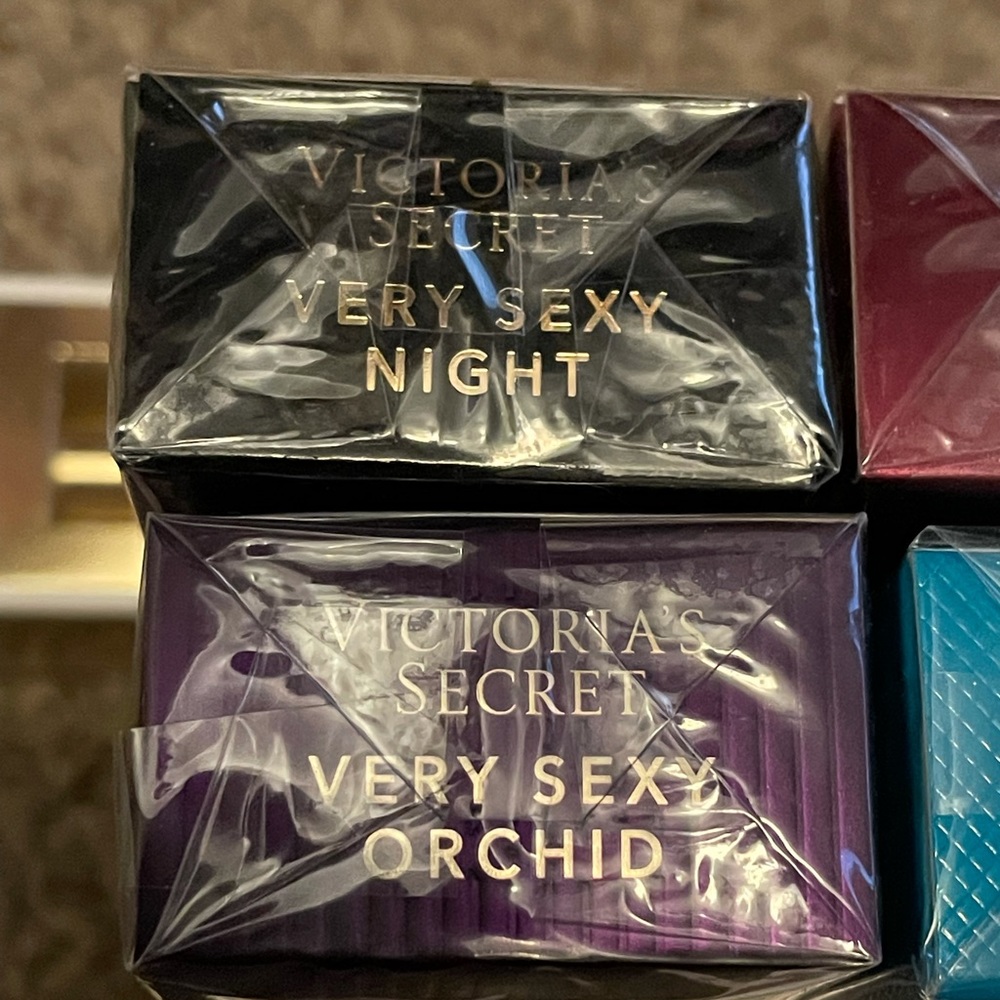 🌺 Victoria Secret Bundle 🌺 - Picture 5 of 5